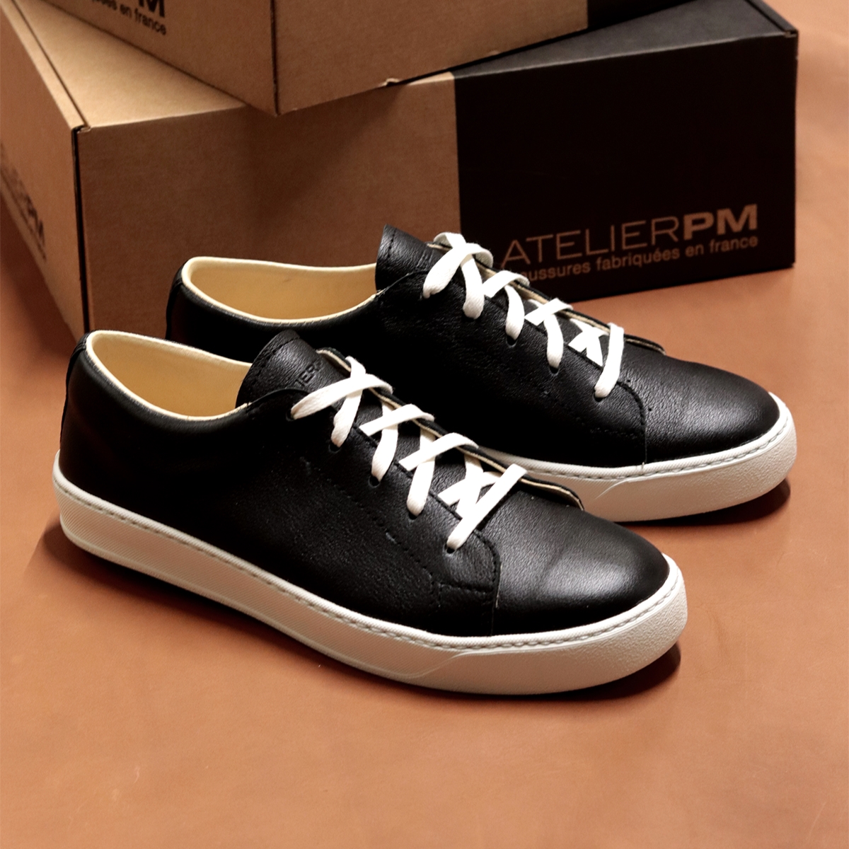 Chaussures en cuir Ector 151 noir sneaker française en cuir noir