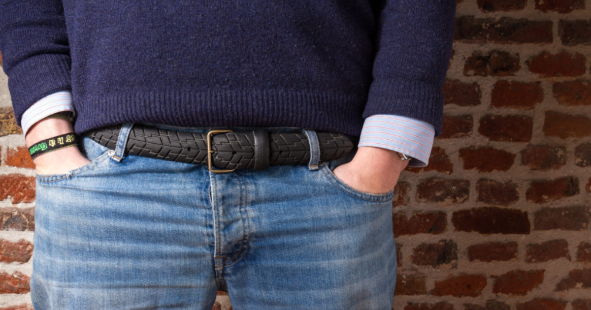 Accessoires fabriquées en pneu La Vie est Belt
