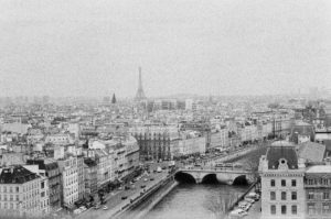 Vue de Paris en noir et blanc