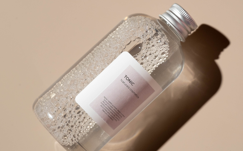 Dissolvant pour nettoyer chaussures blanches