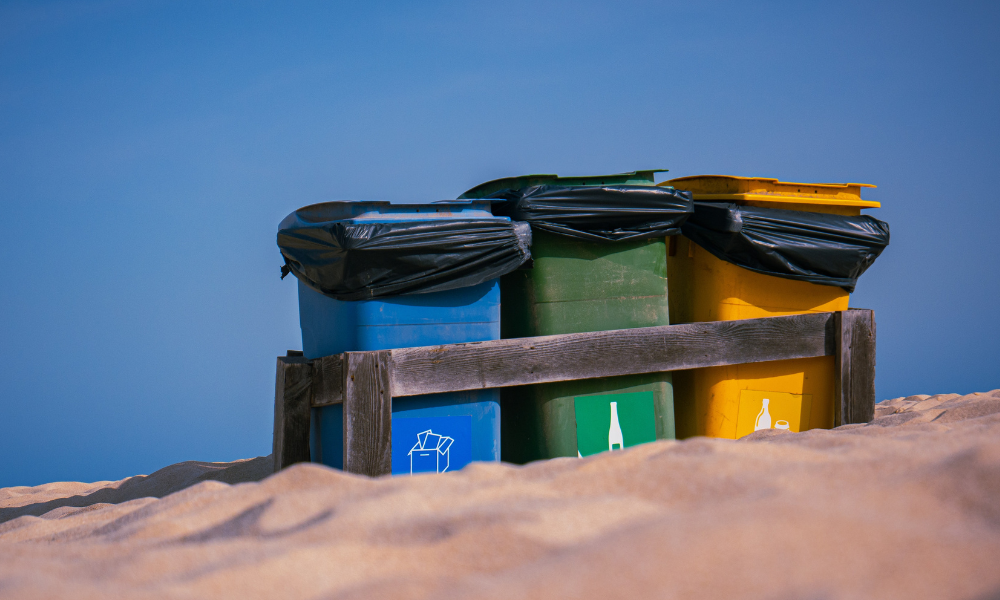 Tri des déchets poubelles