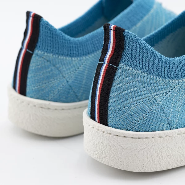 Baskets eco responsables bleu ciel